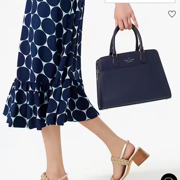 Kate Spade Madison Saffiano Leather Medium Satchel
COLOR:
Parisian Navy
NWT - Picture 2 of 16